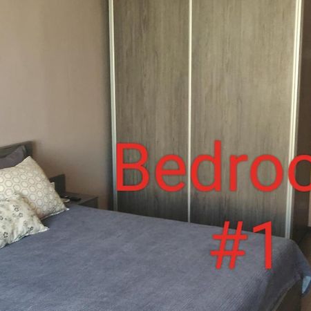 Home Apartament Braşov Buitenkant foto